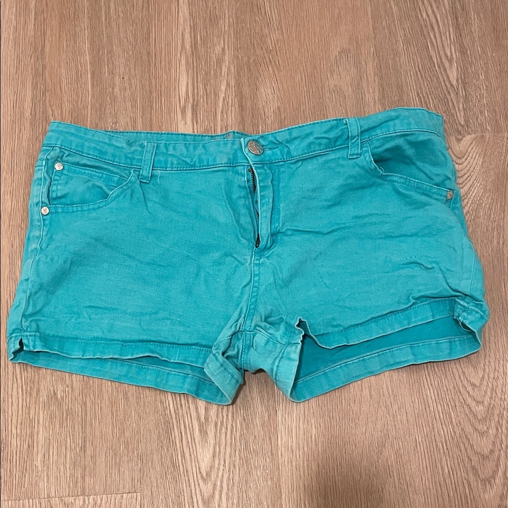Stylish Teal Women's Shorts